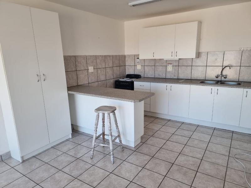 To Let 2 Bedroom Property for Rent in Hartenbos Central Western Cape